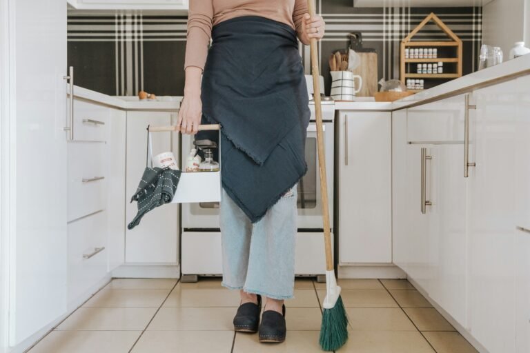 Efficient Apartment Cleaning Service in Arlington, VA